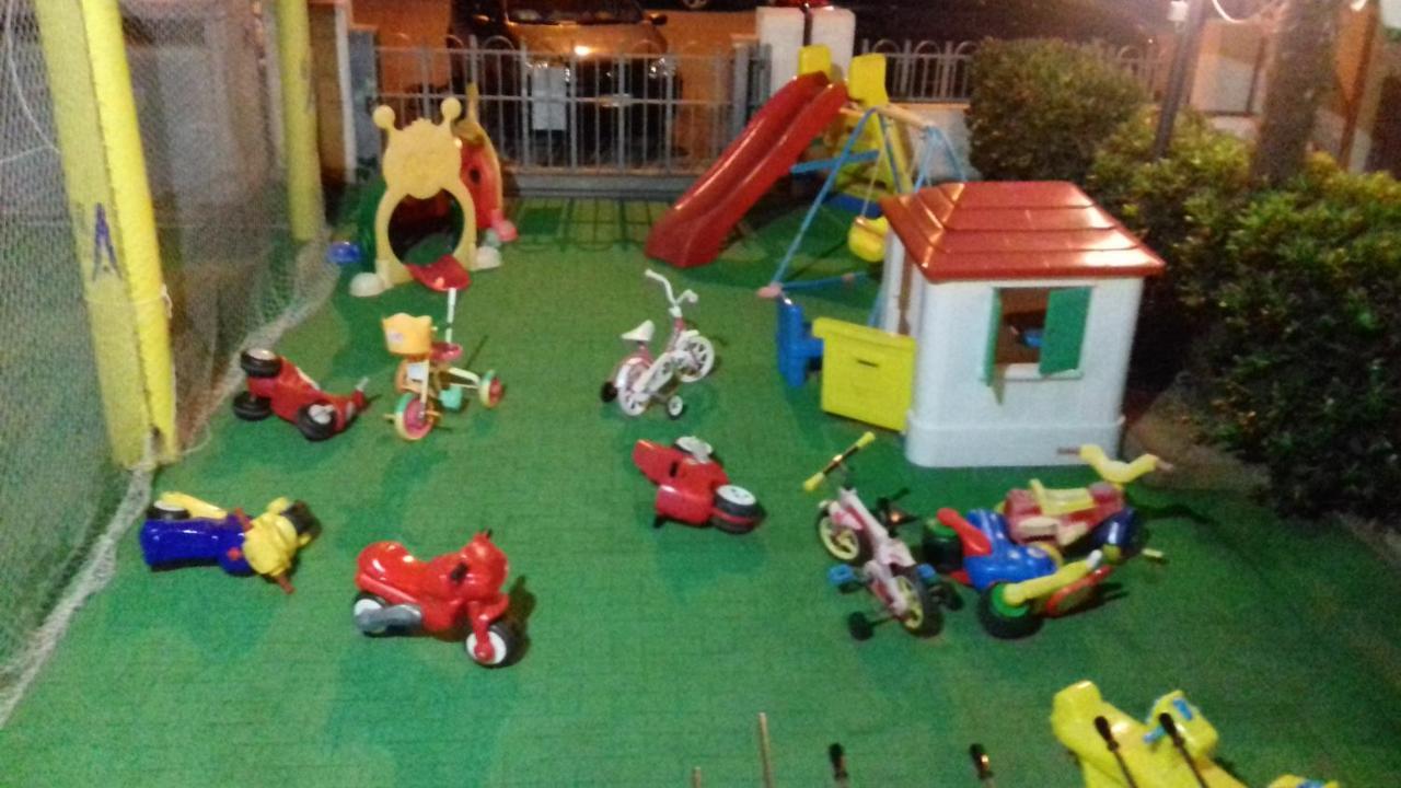 Residence Aries Cesenatico Luaran gambar